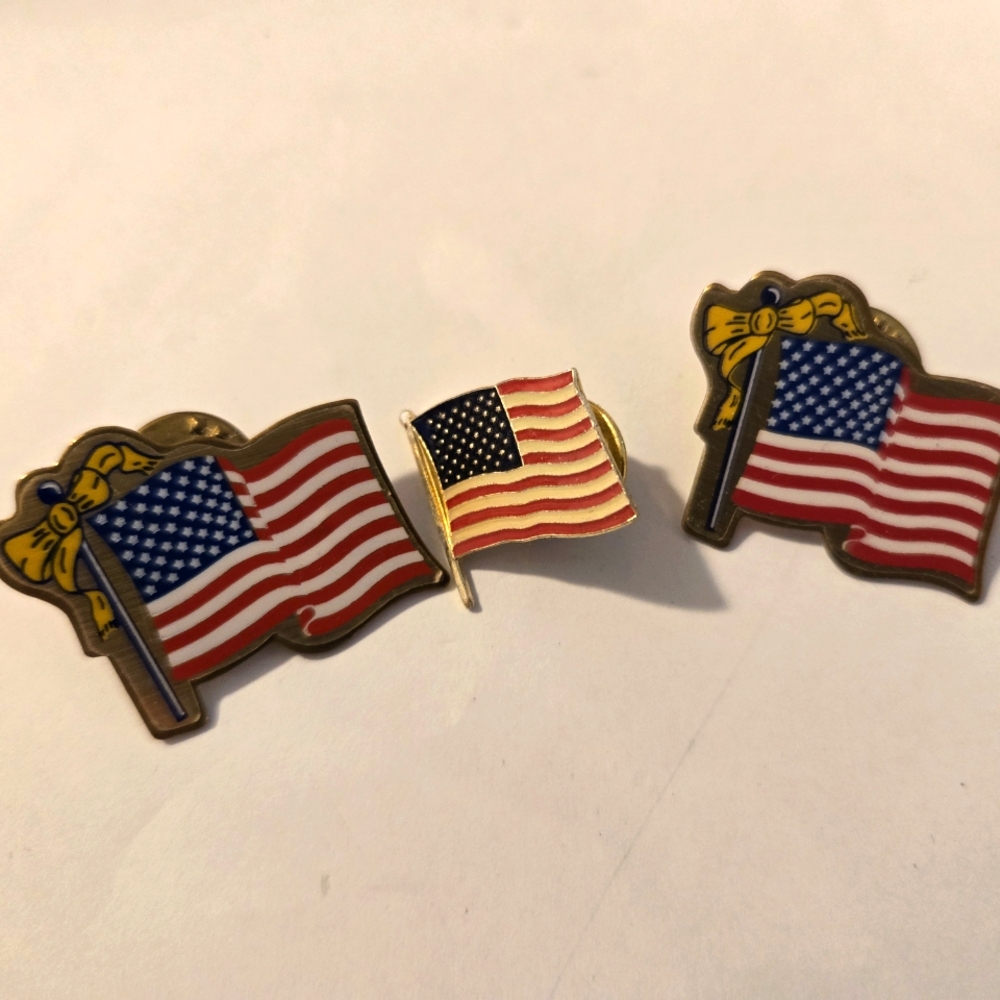 Set Of 3 Vintage American Flag Pins